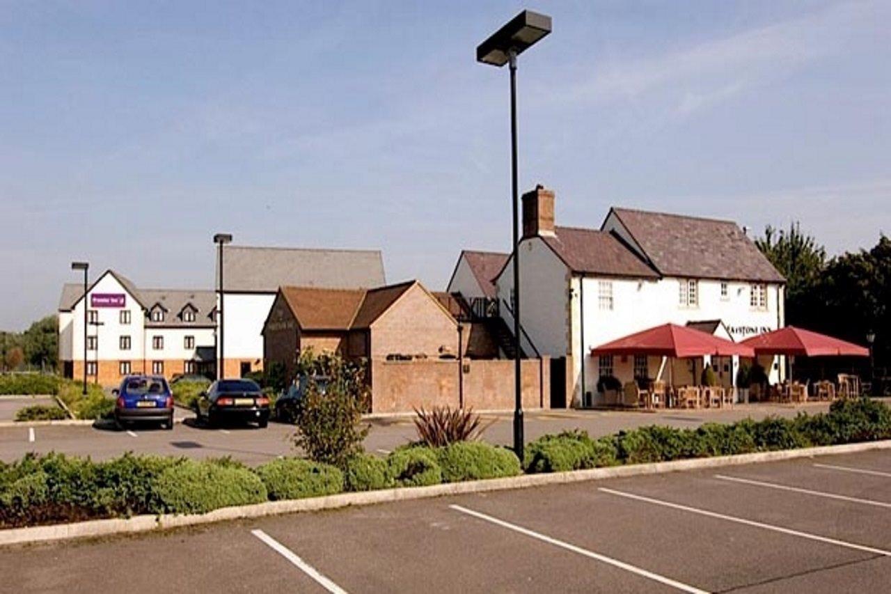 Premier Inn Глостер Екстер'єр фото